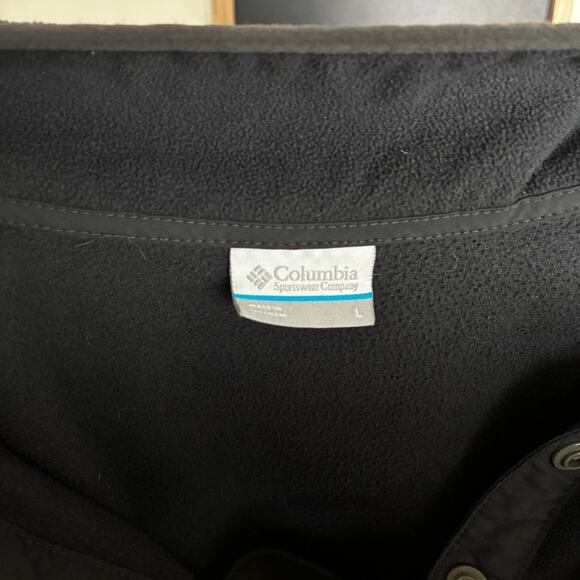 Columbia Fleece Two-Toned Sweater - Picture 5 of 5